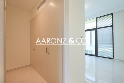 Adosado en DAMAC Hills (Akoya by DAMAC), Dubai, 3 dormitorios, 258 m², № 78244 - foto 11