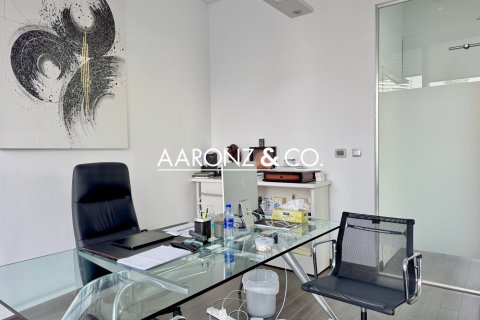 Bureau à Downtown Dubai (Downtown Burj Dubai), Dubai, 230 m², № 86170 - photo 14