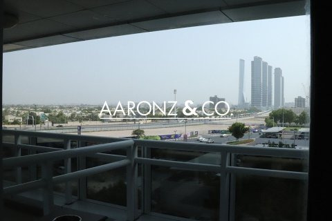 Office in Jumeirah Lake Towers, Dubai 75 sq.m. № 86172 - photo 3