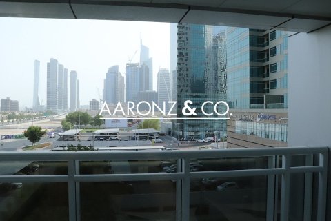 Office in Jumeirah Lake Towers, Dubai 75 sq.m. № 86172 - photo 4