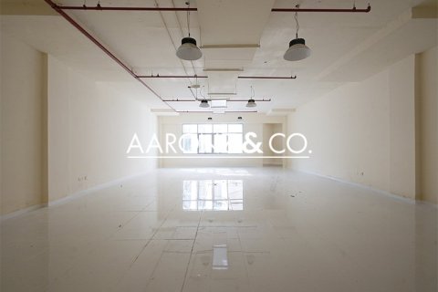 Office in Dubai Investment Park, Dubai 118 sq.m. № 86175