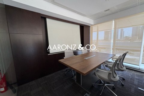 Bureau à Jumeirah Lake Towers, Dubai, 51 m², № 86173 - photo 8