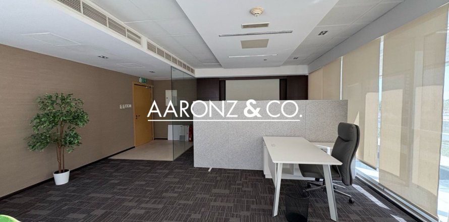 Bureau à Jumeirah Lake Towers, Dubai, 51 m², № 86173