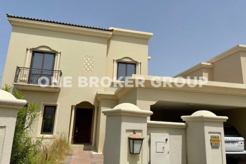 Villa in Arabian Ranches 2, Dubai 5 bedrooms, 692.9 sq.m. № 1123 - photo 1