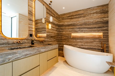 Villa en Palm Jumeirah, Dubai, 4 dormitorios, 503 m², № 123839 - foto 14