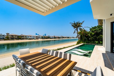 Villa en Palm Jumeirah, Dubai, 4 dormitorios, 503 m², № 123839 - foto 4