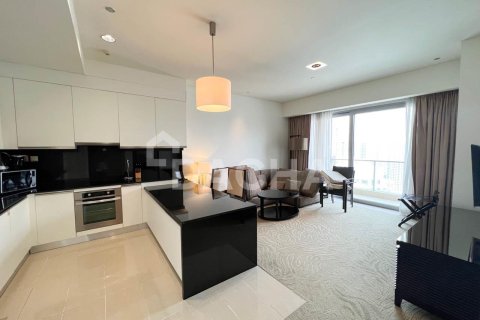Apartamento en The Address Dubai Marina, Dubai Marina, Dubai, 1 dormitorio, 81.7 m², № 6563 - foto 1
