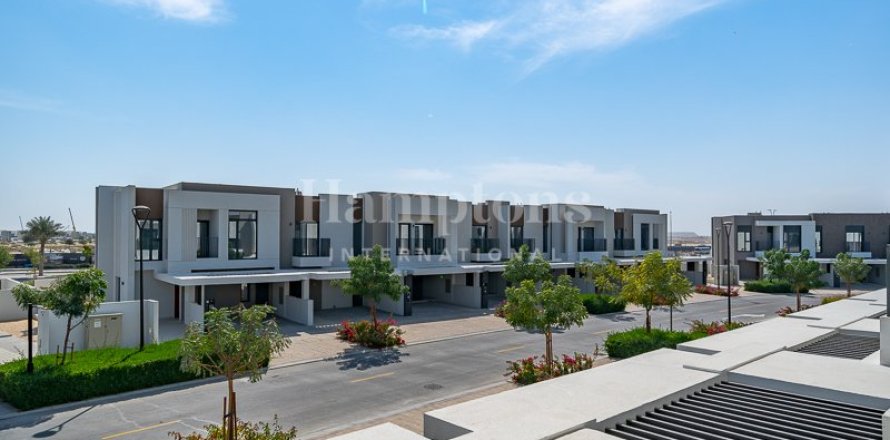 Таунхаус в Dubai South (Dubai World Central), Дубай, 4 спальни, 204.387м², № 12684