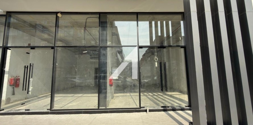 Tienda en Jumeirah Village Circle, Dubai, 57.8 m², № 69940