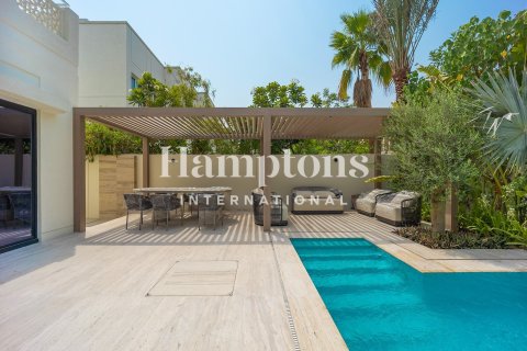 Снять в аренду виллу в Meadows 1, Meadows, Дубай: 4 спальни, 540.04513900м², № 63201 - фото 2