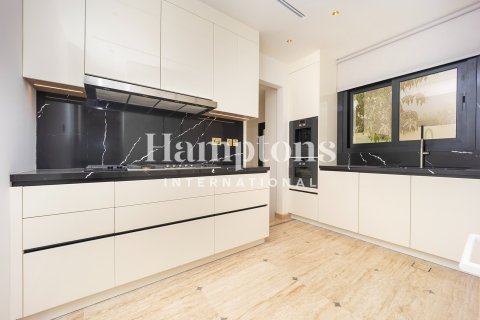 Снять в аренду виллу в Meadows 1, Meadows, Дубай: 4 спальни, 540.04513900м², № 63201 - фото 29