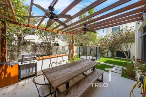 Adosado en Reem, Dubai, 4 dormitorios, 294 m², № 14088 - foto 20
