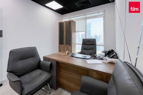 Office in Business Bay, Dubai 168 sq.m. № 40903 - photo 8