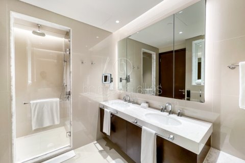 Снять в аренду квартиру в Даунтаун Дубай (Даунтаун Бурдж Дубай), Дубай: 2 спальни, 134.4м², № 77143 - фото 15