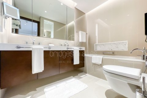 Снять в аренду квартиру в Даунтаун Дубай (Даунтаун Бурдж Дубай), Дубай: 2 спальни, 134.4м², № 77143 - фото 14