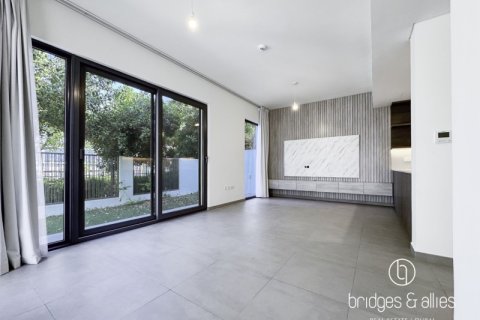 فيلا في دبي 4 غرف نوم, 203.2 م² رقم 77144 - صورة 4