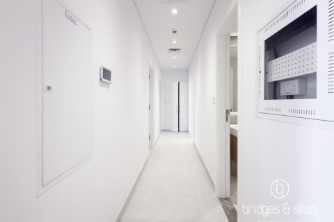 Снять в аренду квартиру в Дубай Хилс Эстейт, Дубай: 2 спальни, 126.5м², № 77140 - фото 11