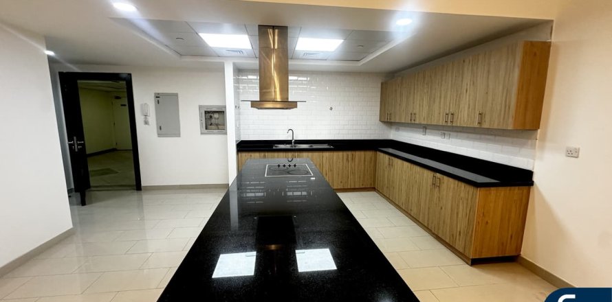 Apartment in Motor City, Dubai 2 bedrooms, 139 sq.m. № 88425