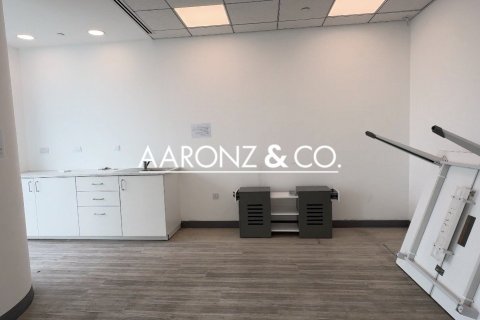 Office in Business Bay, Dubai 449 sq.m. № 101340 - photo 4