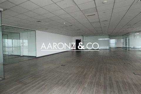 Office in Business Bay, Dubai 449 sq.m. № 101340 - photo 9