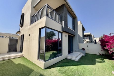 Villa in Dubai Hills Estate, Dubai 4 bedrooms, 288 sq.m. № 101346