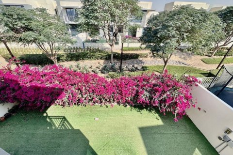 Villa in Dubai Hills Estate, Dubai 4 bedrooms, 288 sq.m. № 101346 - photo 12