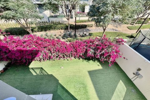 Villa in Dubai Hills Estate, Dubai 4 bedrooms, 288 sq.m. № 101346 - photo 11