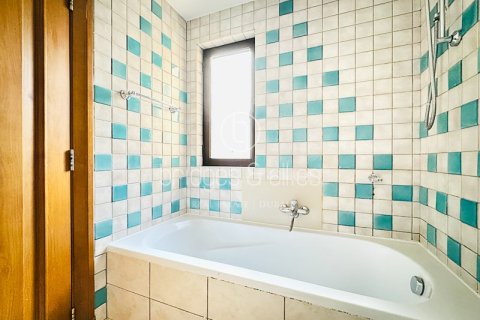 Apartment in Old Town, Dubai 1 bedroom, 91 sq.m. № 101347 - photo 4