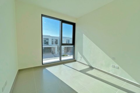 Villa in Dubai Hills Estate, Dubai 3 bedrooms, 207 sq.m. № 101344 - photo 9