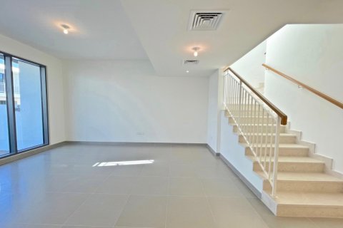 Villa in Dubai Hills Estate, Dubai 3 bedrooms, 207 sq.m. № 101344 - photo 12