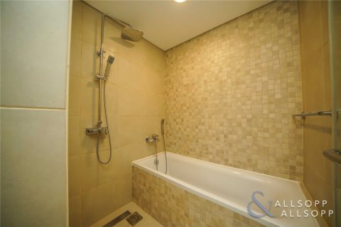 Apartment in Al Andalus, Jumeirah Golf Estates, Dubai 3 bedrooms, 219 sq.m. № 75722 - photo 13