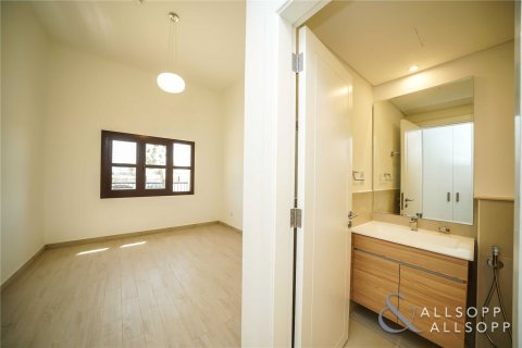 Apartment in Al Andalus, Jumeirah Golf Estates, Dubai 3 bedrooms, 219 sq.m. № 75722 - photo 11