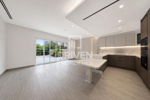 Townhouse in Jumeirah Village Triangle, Dubai 2 bedrooms, 180.05 sq.m. № 138226