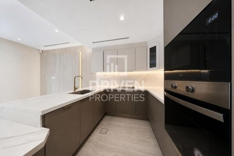 Townhouse in Jumeirah Village Triangle, Dubai 2 bedrooms, 180.05 sq.m. № 138226 - photo 4