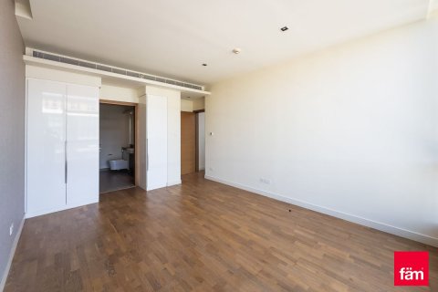 Apartment in Al Wasl, Dubai 4 bedrooms, 323.6 sq.m. № 4354 - photo 9