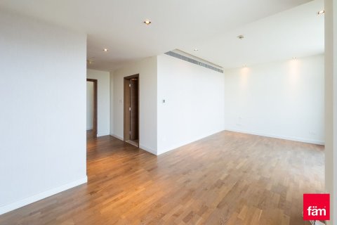 Apartment in Al Wasl, Dubai 4 bedrooms, 323.6 sq.m. № 4354 - photo 25
