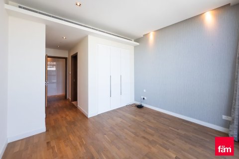 Apartment in Al Wasl, Dubai 4 bedrooms, 323.6 sq.m. № 4354 - photo 11