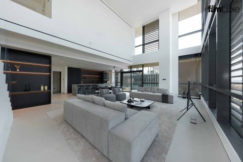 Apartment in Al Wasl, Dubai 4 bedrooms, 323.6 sq.m. № 4354 - photo 18