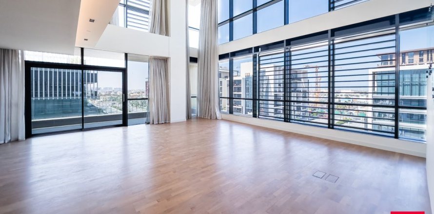Apartment in Al Wasl, Dubai 4 bedrooms, 323.6 sq.m. № 4354