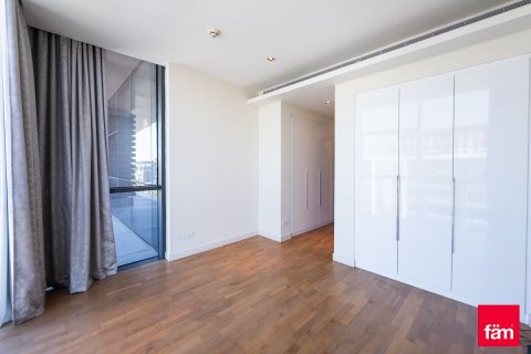 Apartment in Al Wasl, Dubai 4 bedrooms, 323.6 sq.m. № 4354 - photo 17