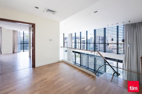 Apartment in Al Wasl, Dubai 4 bedrooms, 323.6 sq.m. № 4354 - photo 19