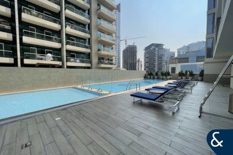 Apartment in Business Bay, Dubai 2 bedrooms, 123 sq.m. № 76199 - photo 18