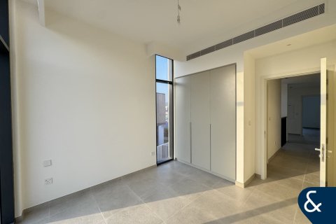 Villa in Mudon, Dubai 4 bedrooms, 277 sq.m. № 76204 - photo 21