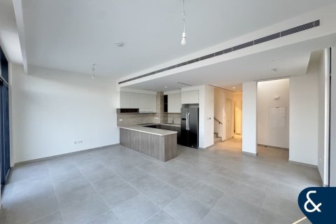 Villa in Mudon, Dubai 4 bedrooms, 277 sq.m. № 76204 - photo 6