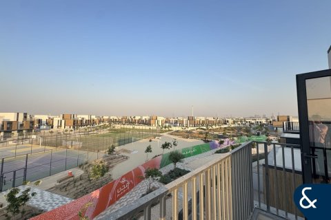 Villa in Mudon, Dubai 4 bedrooms, 277 sq.m. № 76204 - photo 27