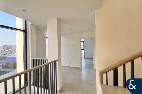 Villa in Mudon, Dubai 4 bedrooms, 277 sq.m. № 76204 - photo 13