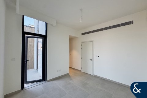 Villa in Mudon, Dubai 4 bedrooms, 277 sq.m. № 76204 - photo 15