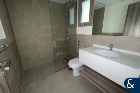 Apartment in Business Bay, Dubai 2 bedrooms, 123 sq.m. № 76197 - photo 15