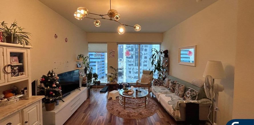 Apartment in Jumeirah Lake Towers, Dubai 1 bedroom, 111 sq.m. № 91597