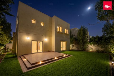 فيلا في دبي 3 غرف نوم, 527.2 م² رقم 142032